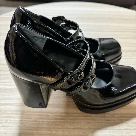 Circus NY Pepper Mary Jane Platform Pump in Black Size 7.5 - Picture 11 of 11